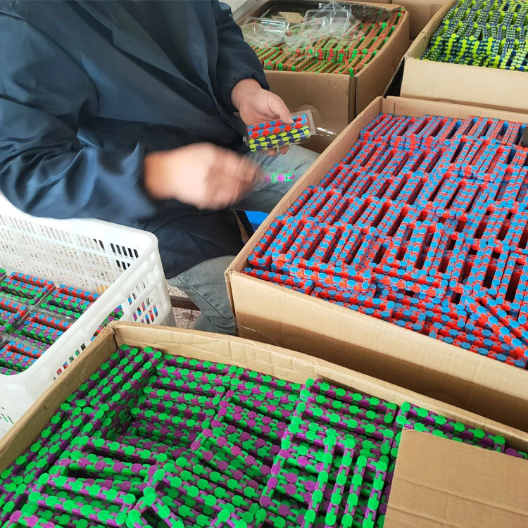 24 Links Wacky Tracks Snap And Click Educational Toys Are Ready To Ship!